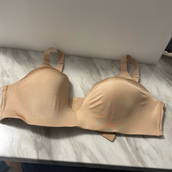 COPY - COPY - COPY - New Wireless Skims Bra 44C - Picture 2 of 8